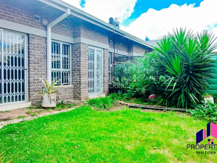 Flat/Apartment to Rent in Newlands, Harare