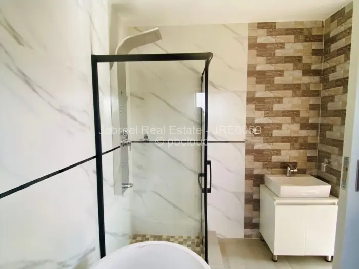 Townhouse/Cluster for Sale in Marlborough, Harare