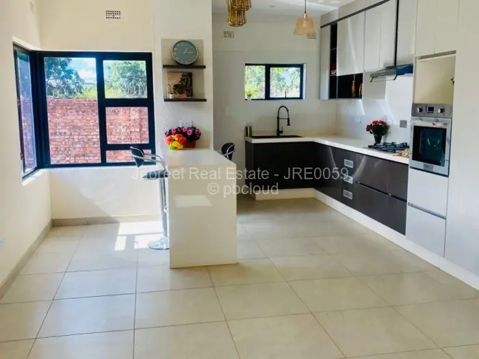 Townhouse/Cluster for Sale in Marlborough, Harare