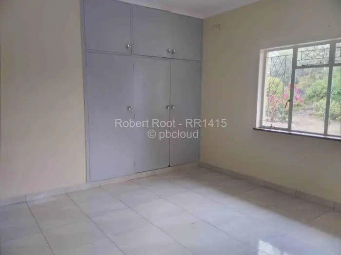 3 Bedroom House to Rent in Waterfalls