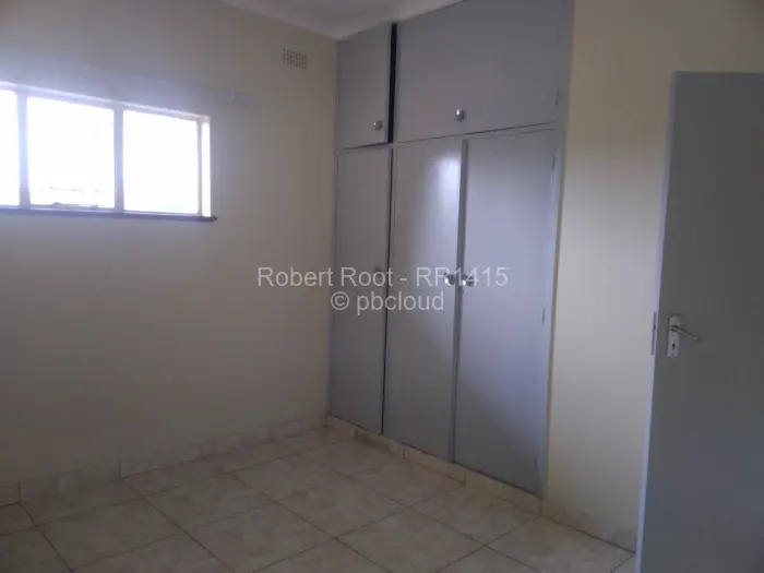 3 Bedroom House to Rent in Waterfalls