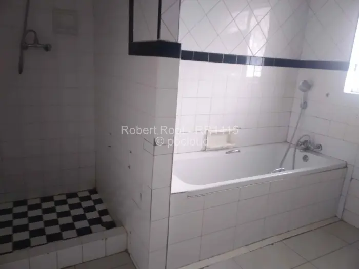 3 Bedroom House to Rent in Waterfalls