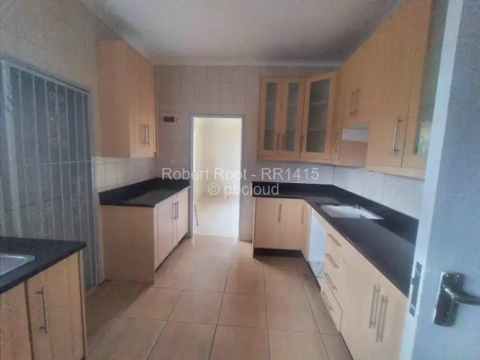 3 Bedroom House to Rent in Waterfalls