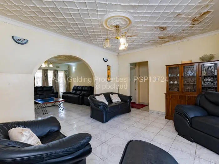 4 Bedroom House for Sale in Zimre Park, Harare