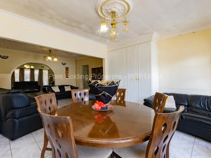 4 Bedroom House for Sale in Zimre Park, Harare