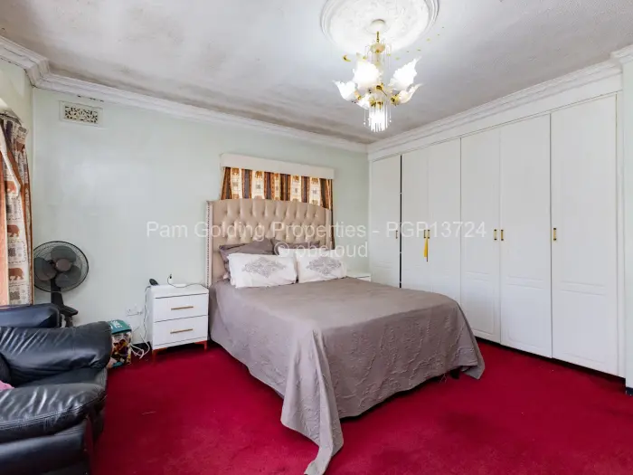 4 Bedroom House for Sale in Zimre Park, Harare