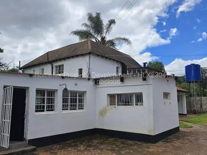 5 Bedroom House for Sale in Avondale, Harare