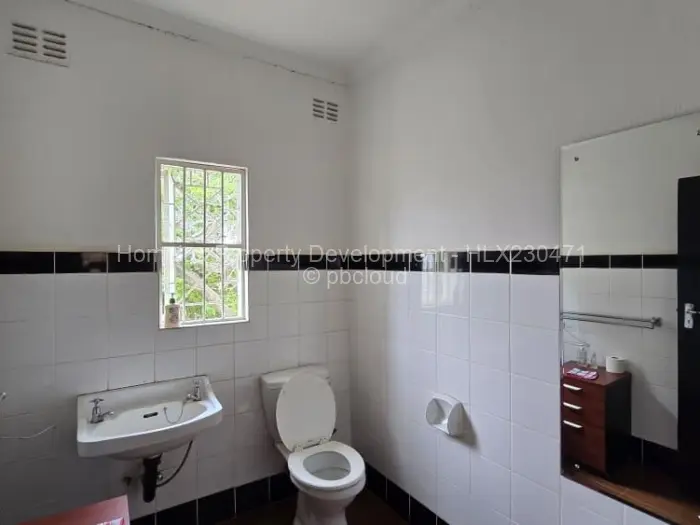 5 Bedroom House for Sale in Avondale, Harare