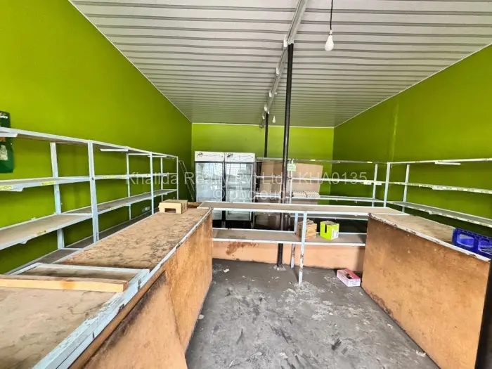 Retail/Shop for Sale in Chitungwiza, Chitungwiza