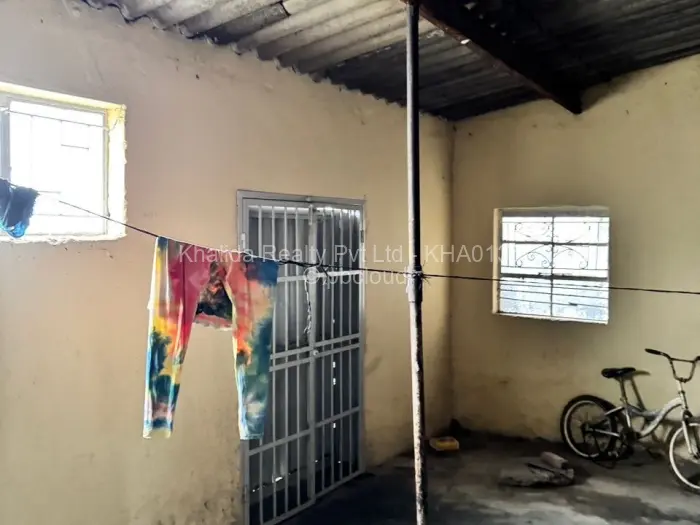 Retail/Shop for Sale in Chitungwiza, Chitungwiza