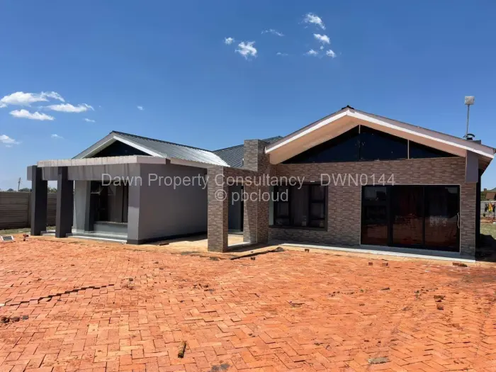 5 Bedroom House for Sale in Mount Pleasant Heights, Harare