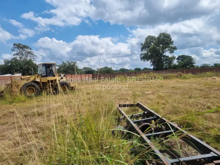 Industrial Stand for Sale in Msasa, Harare