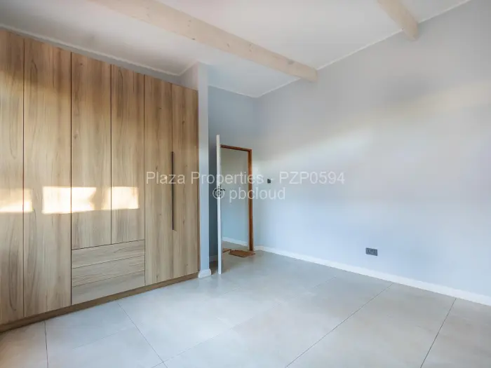 Townhouse/Cluster for Sale in Greendale, Harare