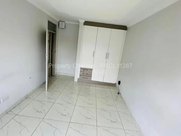 Townhouse/Cluster to Rent in Newlands, Harare