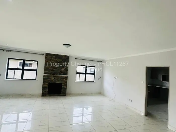 Townhouse/Cluster to Rent in Newlands, Harare