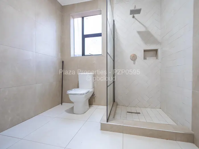 Townhouse/Cluster for Sale in Greendale, Harare