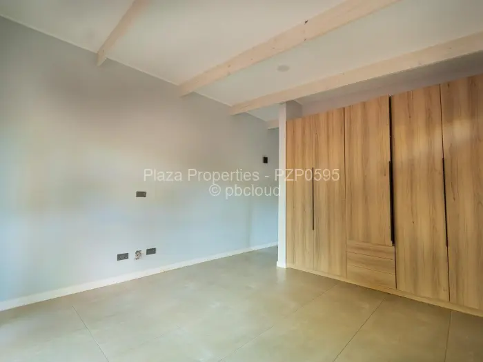 Townhouse/Cluster for Sale in Greendale, Harare