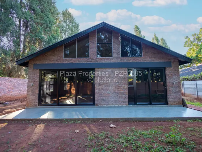 Townhouse/Cluster for Sale in Greendale, Harare