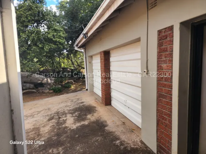 6 Bedroom House to Rent in Greendale