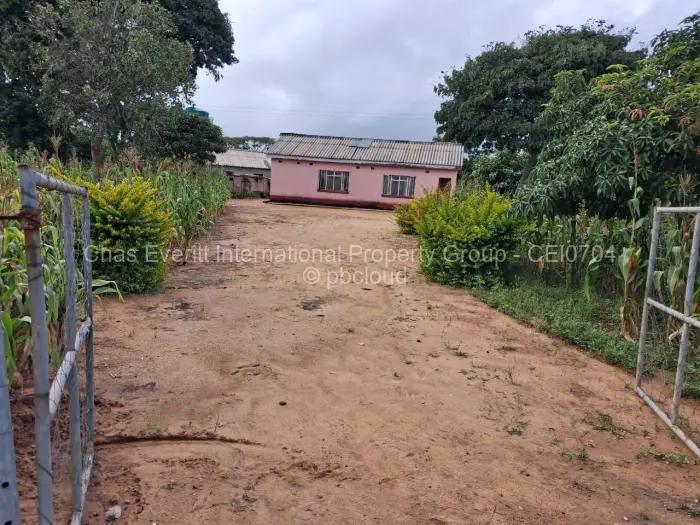 Residential Stand for Sale in Crowhill Views, Harare