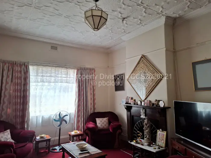 4 Bedroom House for Sale in Bulawayo City Centre, Bulawayo
