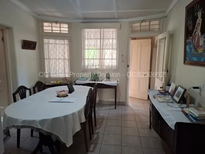 4 Bedroom House for Sale in Bulawayo City Centre, Bulawayo