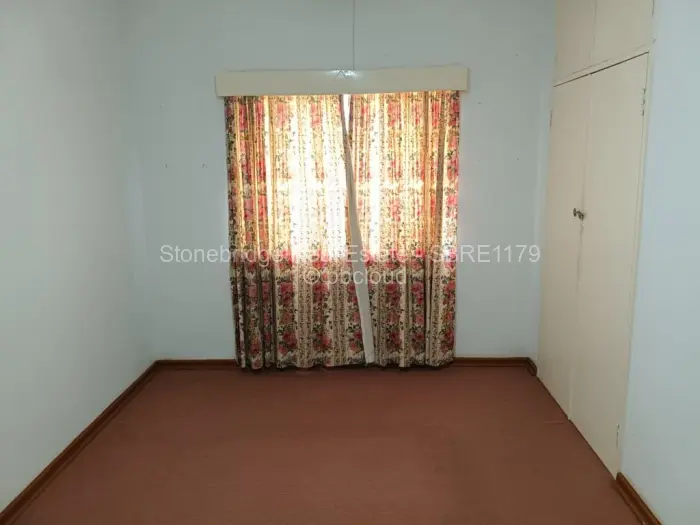 4 Bedroom House to Rent in Famona, Bulawayo