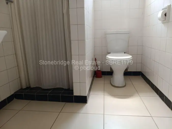 4 Bedroom House to Rent in Famona, Bulawayo