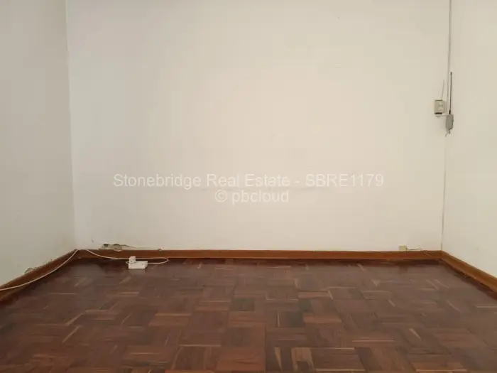 4 Bedroom House to Rent in Famona, Bulawayo