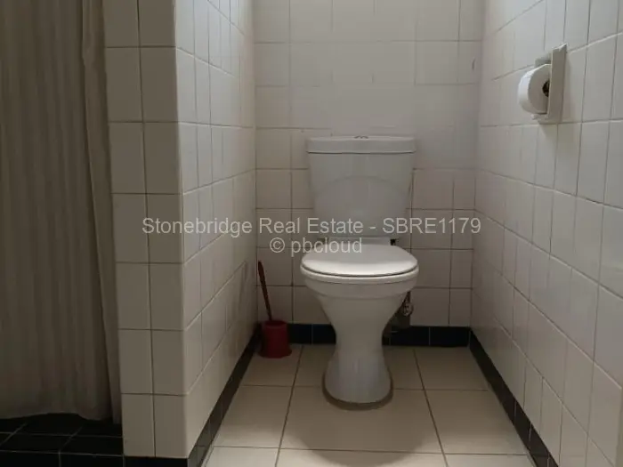 4 Bedroom House to Rent in Famona, Bulawayo