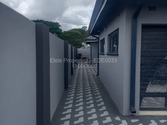 4 Bedroom House for Sale in Mabvazuva Estates, Ruwa