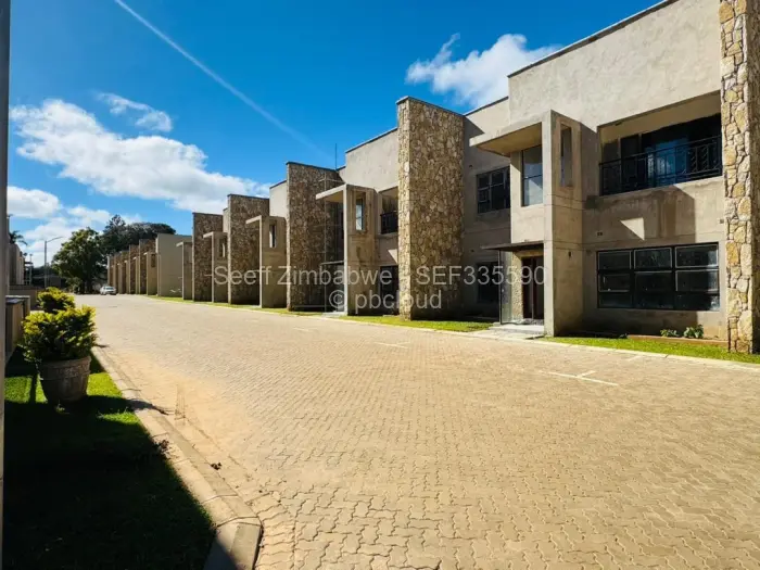 Townhouse/Cluster for Sale in Emerald Hill, Harare