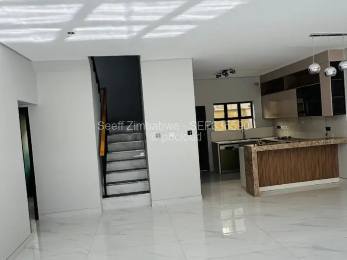 Townhouse/Cluster for Sale in Emerald Hill, Harare