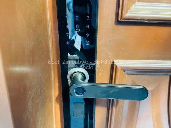 Townhouse/Cluster for Sale in Emerald Hill, Harare