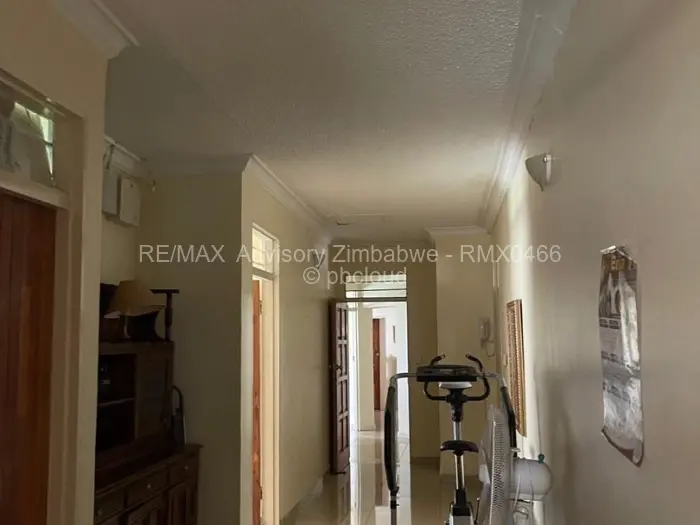 5 Bedroom House to Rent in Borrowdale