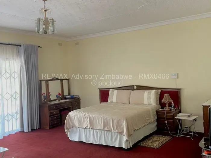 5 Bedroom House to Rent in Borrowdale