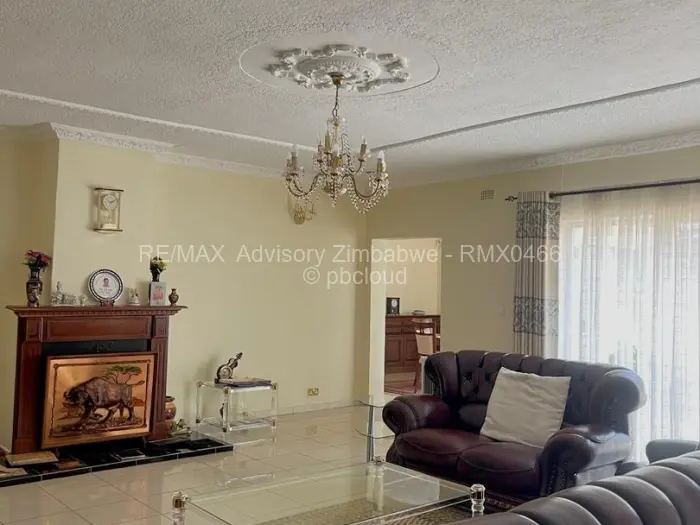 5 Bedroom House to Rent in Borrowdale