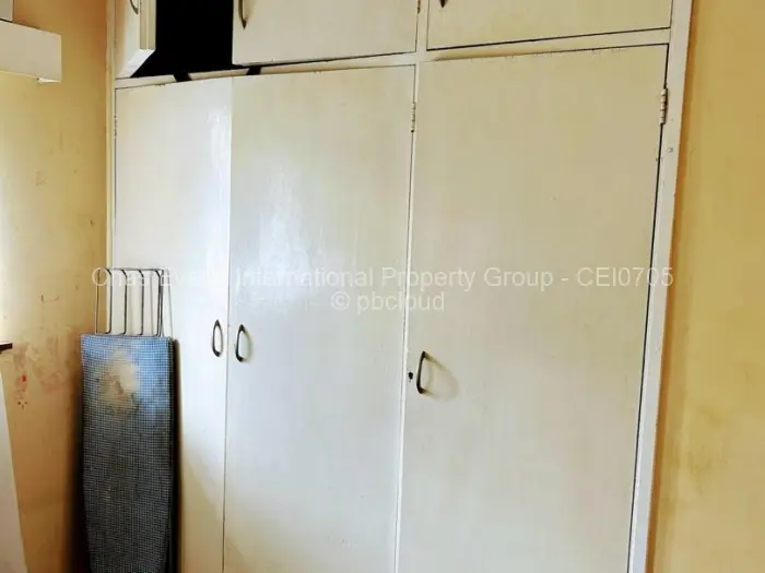 Flat/Apartment for Sale in Chadcombe, Harare