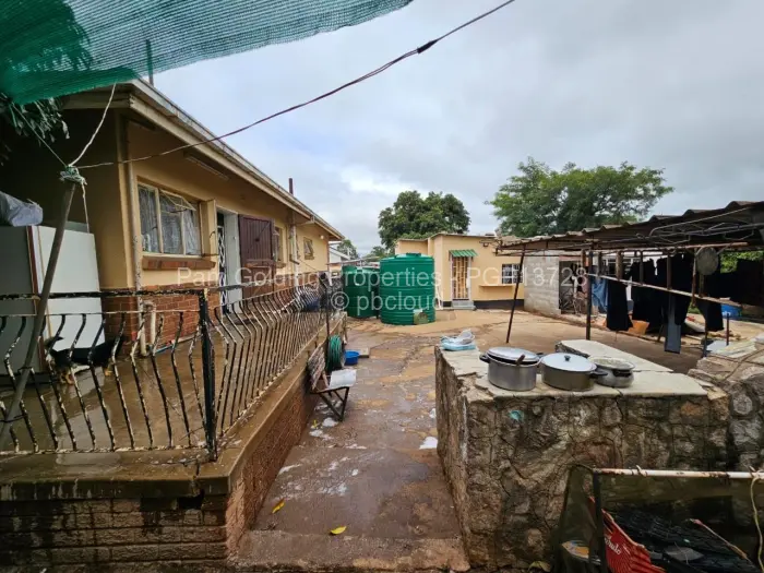 3 Bedroom House for Sale in Paddonhurst, Bulawayo