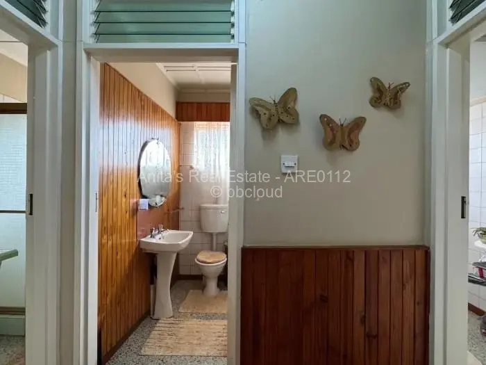 4 Bedroom House for Sale in Trenance, Bulawayo