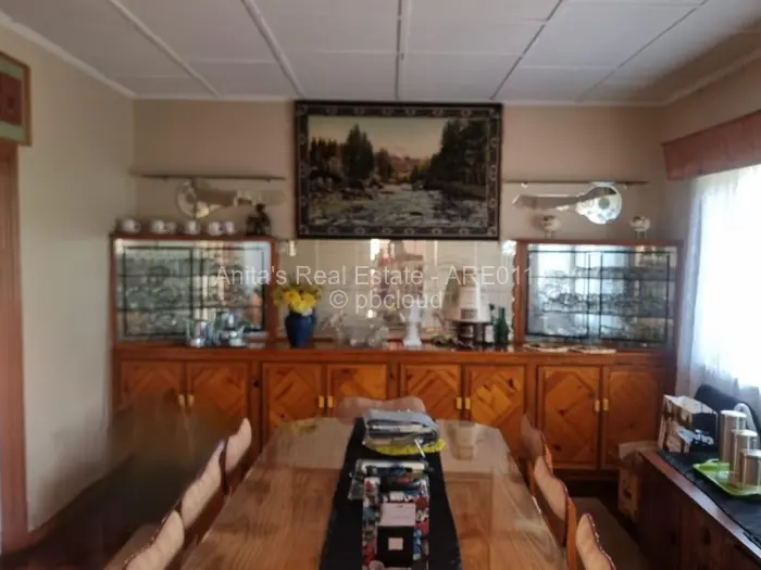 4 Bedroom House for Sale in Trenance, Bulawayo