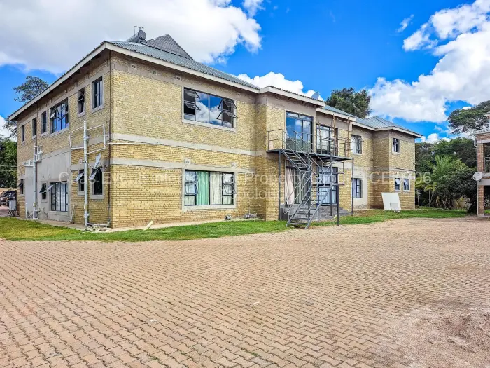 Flat/Apartment to Rent in Borrowdale West
