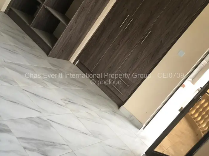 Flat/Apartment to Rent in Glen Lorne