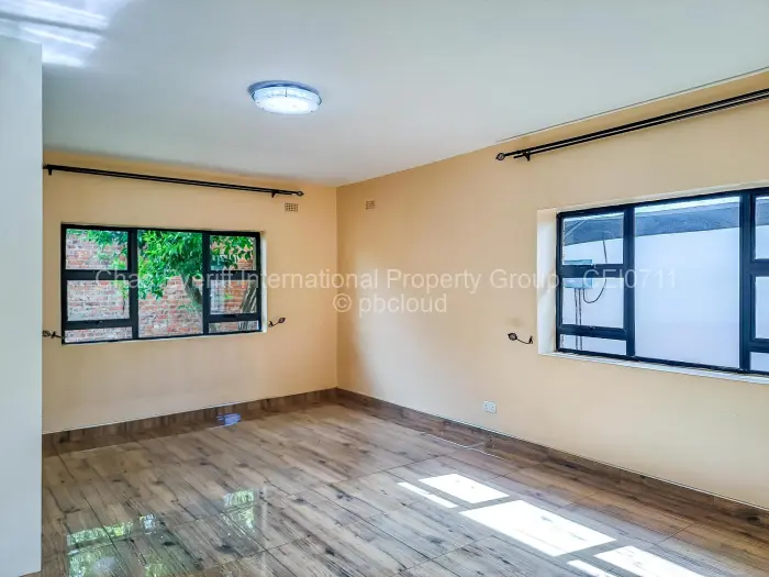 Townhouse/Cluster to Rent in Marlborough