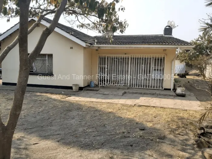 3 Bedroom House for Sale in Parktown, Harare