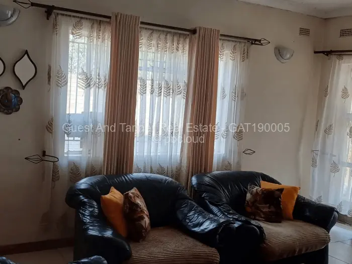 3 Bedroom House for Sale in Parktown, Harare