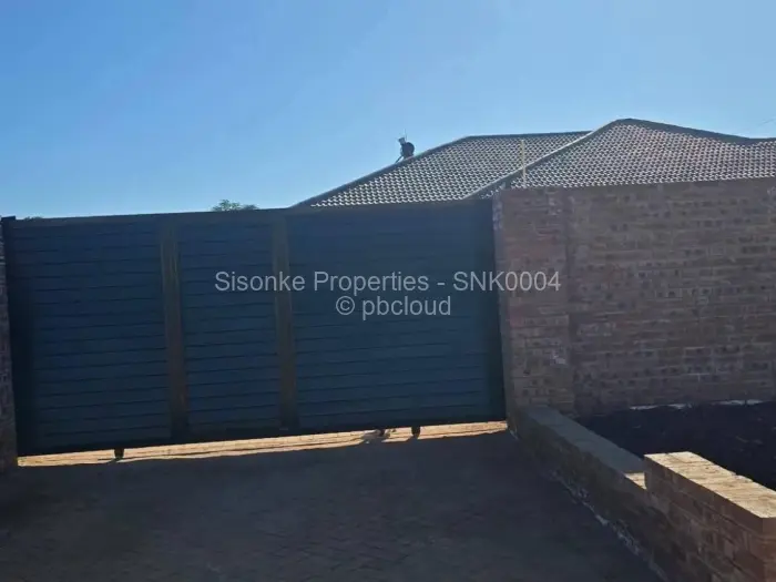 5 Bedroom House for Sale in Mount Pleasant Heights, Harare