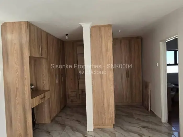 5 Bedroom House for Sale in Mount Pleasant Heights, Harare