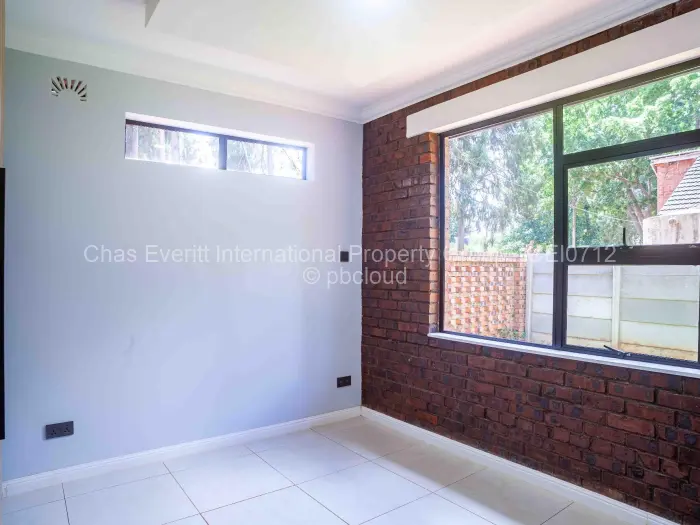 Townhouse/Cluster for Sale in Mandara, Harare