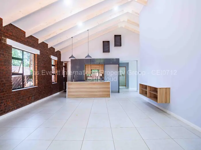 Townhouse/Cluster for Sale in Mandara, Harare